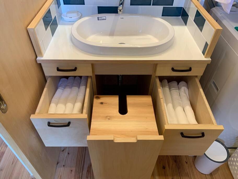 マムヴィッラin森の中の一軒家 Villa Nago Exteriör bild